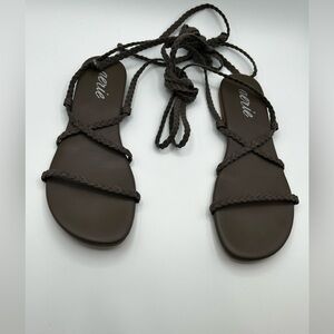 Aerie Leather Wrap Roman Style Sandal Size 9